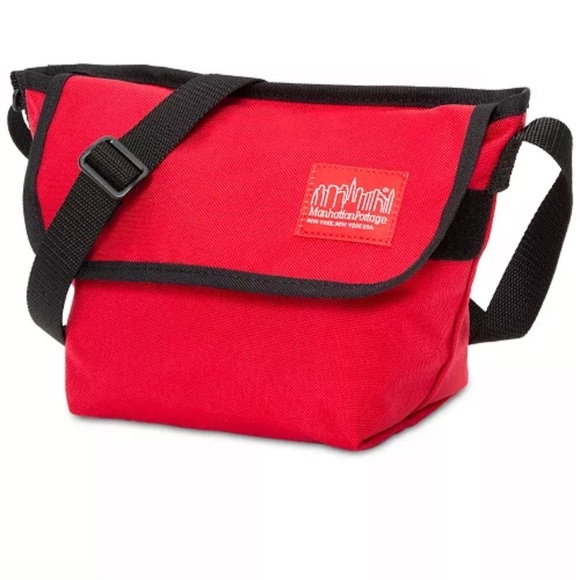 Manhattan Portage NY Messenger Bag - RED $39 New NWT - Picture 1 of 7